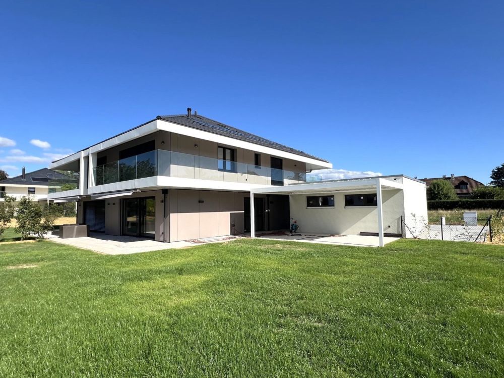 Magnifique maison jumelle neuve de 4.5 pièces avec grand jardin privatif - Bild 1