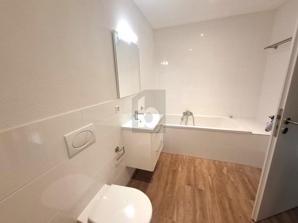 CHALEUREUR, MODERNE, SPACIEUX - Bild 3