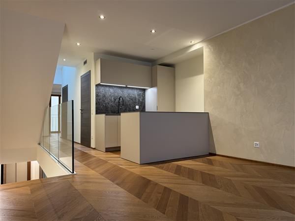 Lugano: Appartamento duplex 4.5 locali - Soggiorno