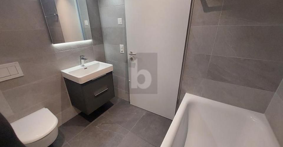 GROSSZÜGIG, MODERN UND FAMILIENFREUNDLICH - Appartement 5.5 pièces - image - 5