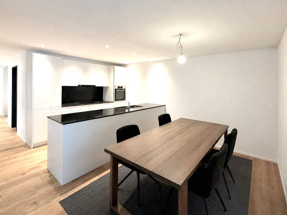 Moderne 4.5 Zimmerwohnung - Bild 1