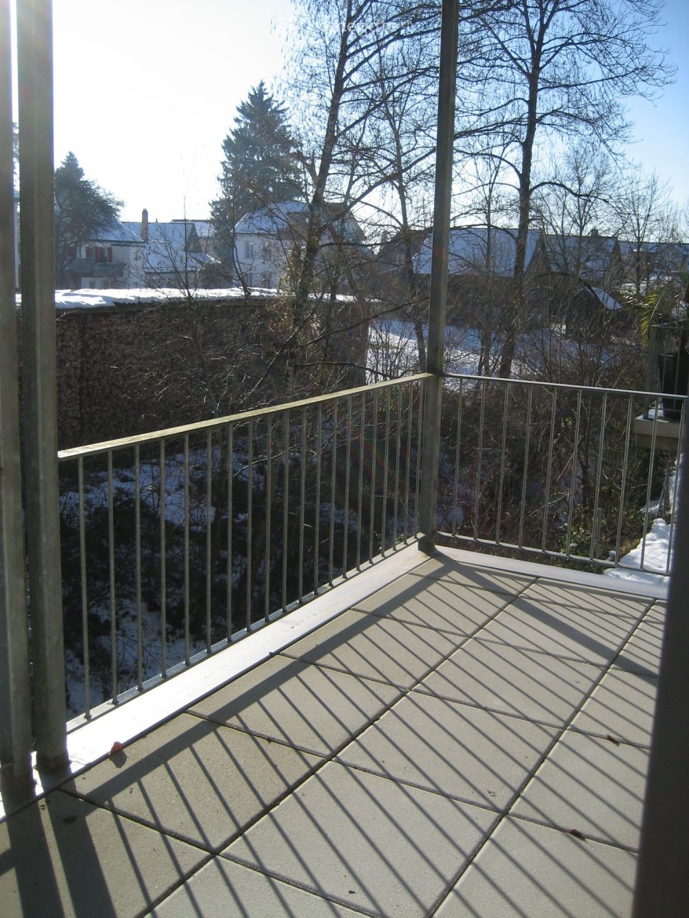 Originelle 2.5-Zimmerwohnung an zentraler Lage in Hinwil - Bild 3