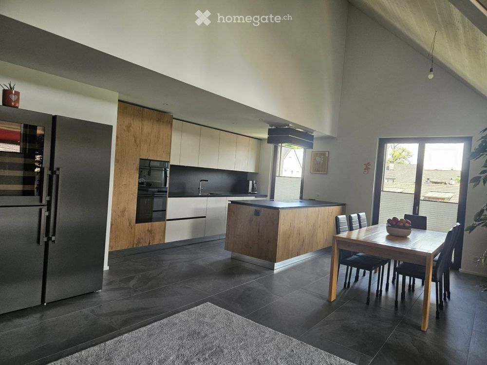 Aussergewöhnliche Neubau-Dachgeschosswohnung in Itzikon (bei Grüningen) - Bild 1