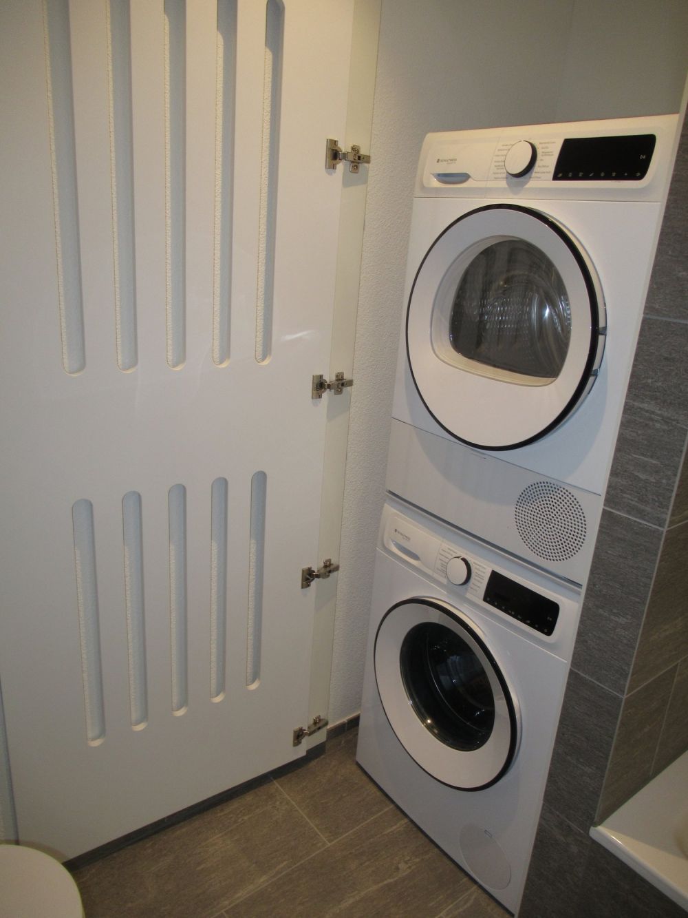 Moderne 4.5-Zimmer-Neubau-Wohnung mit Bergblick in Kaltbrunn - Bild 9