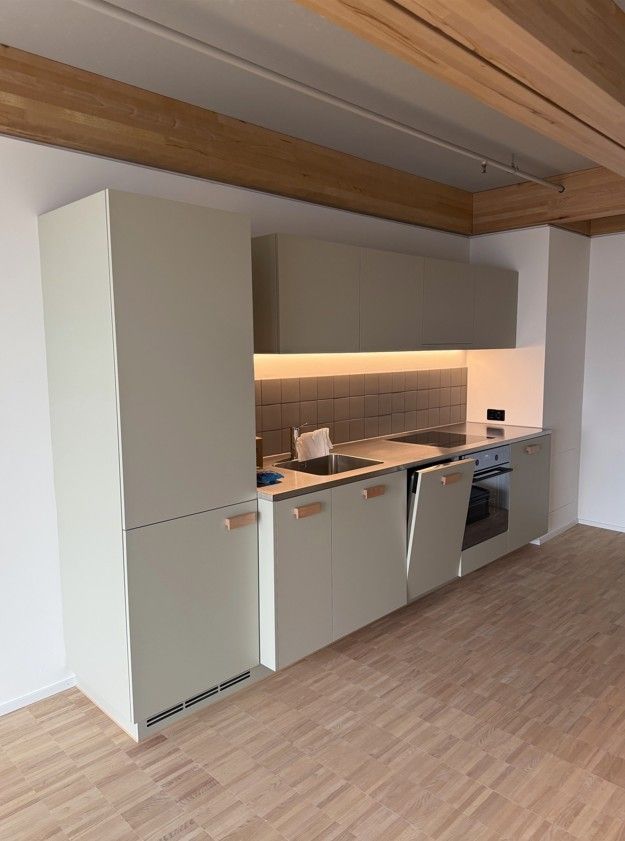 2 1/2 Z Wohnung im Holzhochhaus Regensdorf - Bild 2