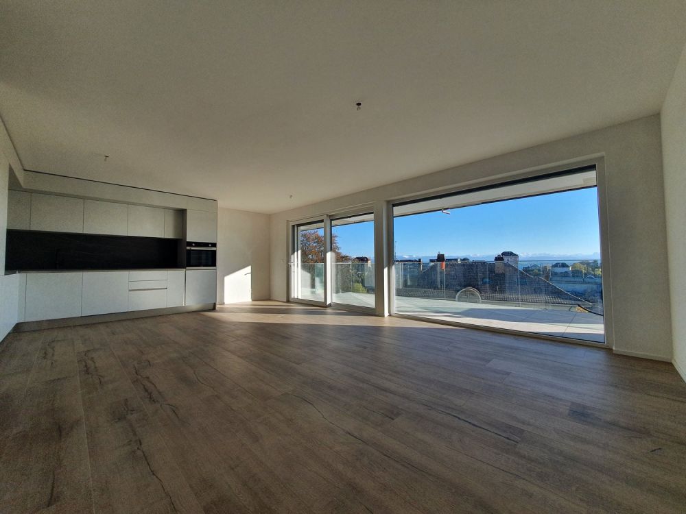 Appartement moderne de 3 pièces avec grand balcon et vue sur le lac. - Bild 2