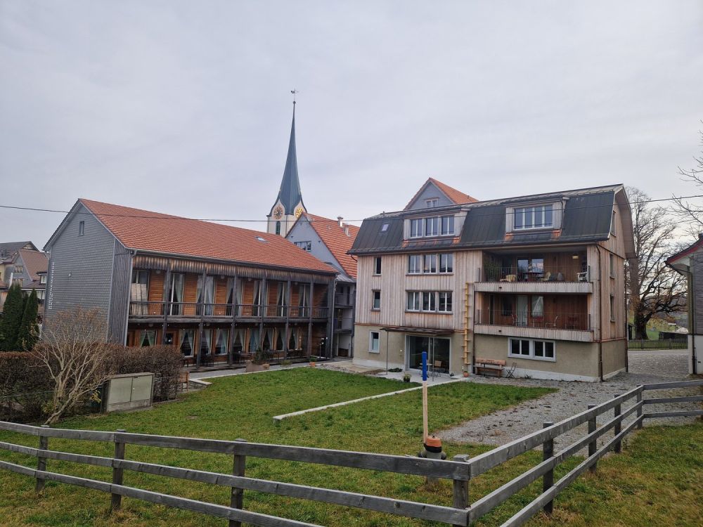 Moderne 3.5-Zimmer-Dachwohnung mit Bergblick in Hemberg - Bild 8