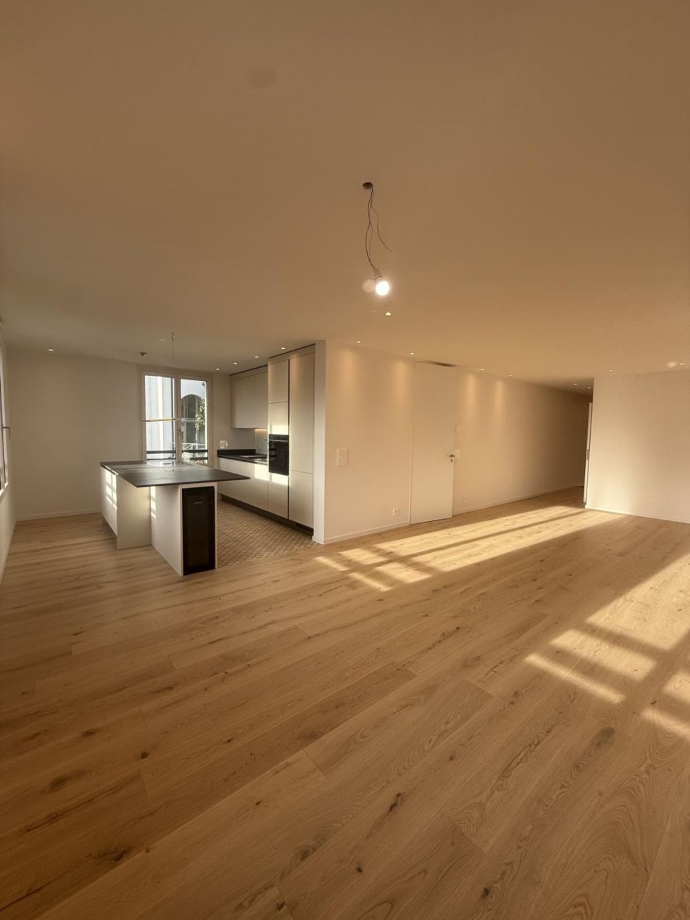 Appartement neuf de 3,5 pièces avec une jolie vue à Montreux - Bild 1