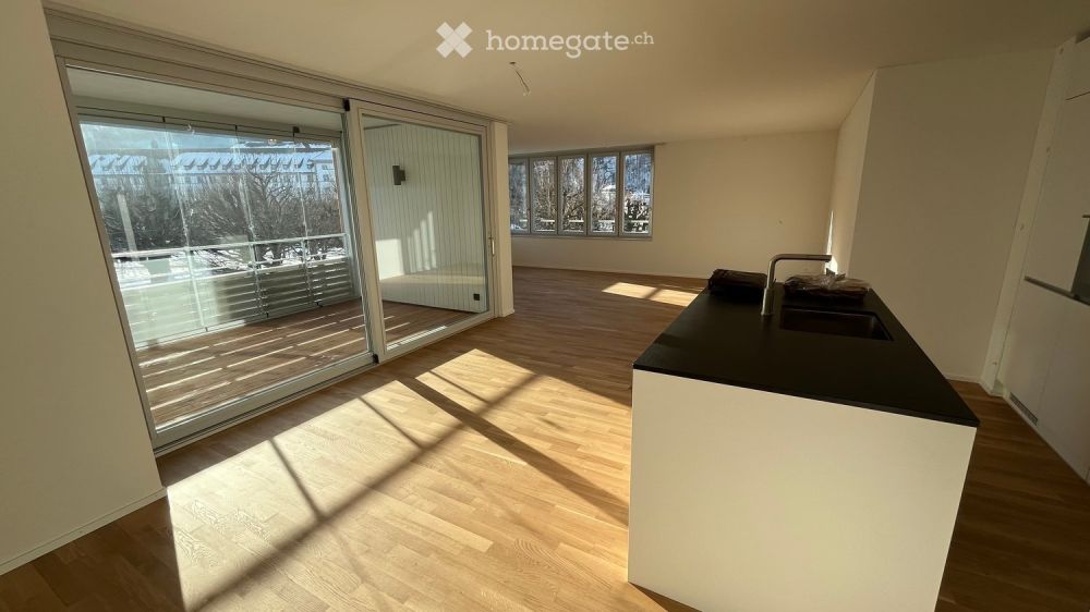 Moderne 3.5-Zimmer-Neubau-Wohnung im Herzen von Einsiedeln - Bild 2