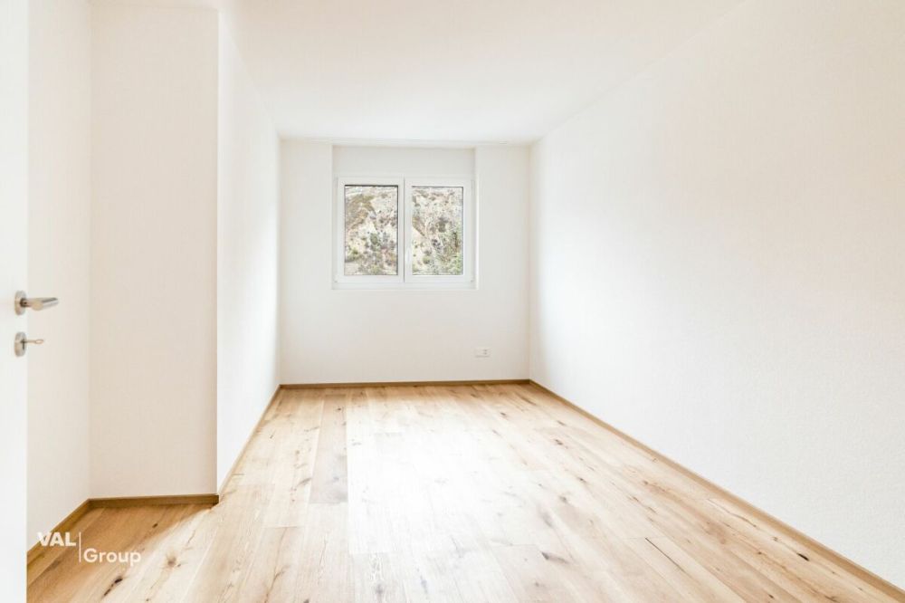 Moderne 4.5-Zimmer-Neubauwohnung in Susten - sonnig, hochwertig und mit Balkon - Bild 4