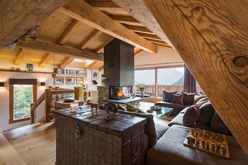 Exquisite 4 bedroom chalet for holiday rental - Bild 1