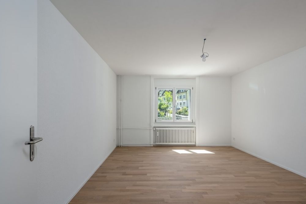 ERSTVERMIETUNG nach Totalsanierung - Zimmer 1