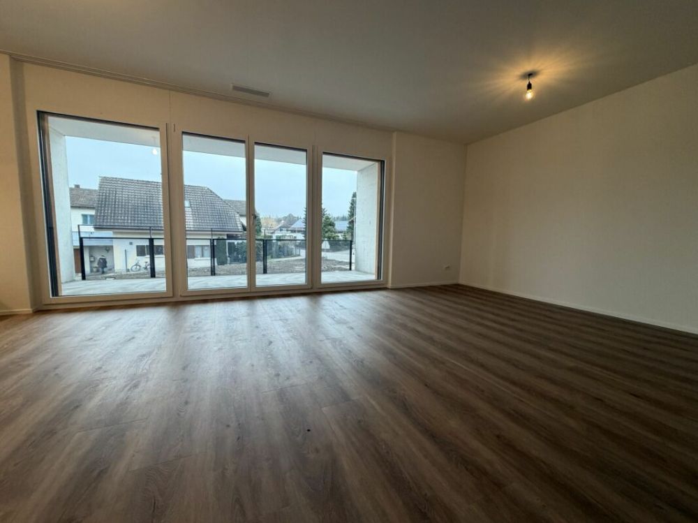 3 1/2 Zimmerwohnung zu vermieten - Wohn- und Essbereich