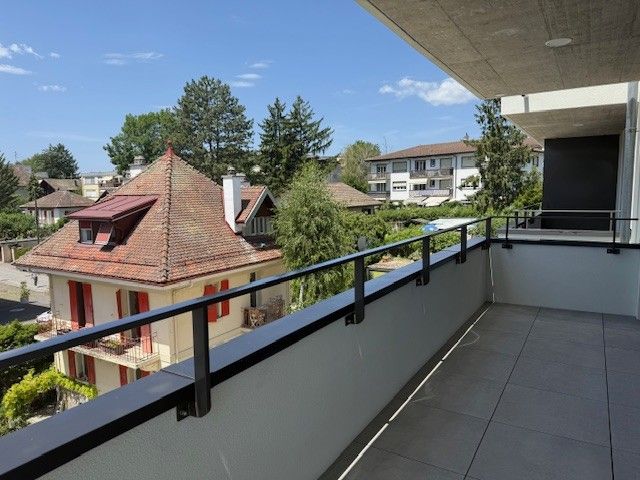 Moderne 3-Zimmer-Wohnung in den Höhen von Lausanne - Bild 1