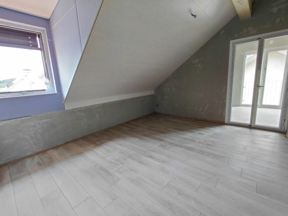 Erstbezug einer 2 1/2 Zimmer-Dachwohnung - Bild 3