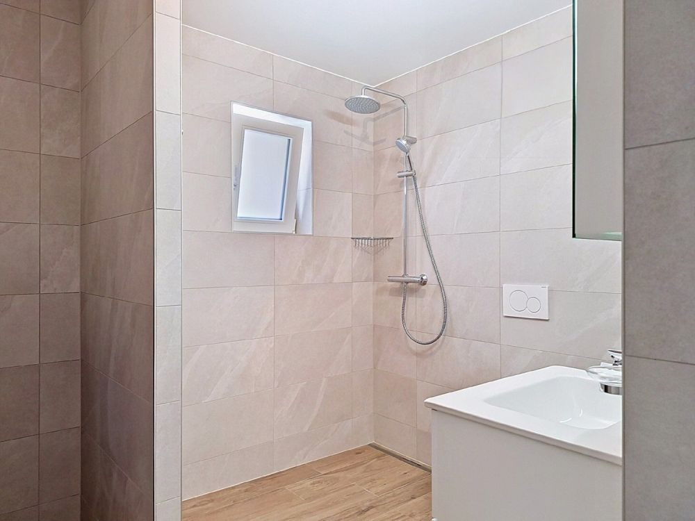 Charmant appartement neuf de 2.5 pièces, 70 m2, avec jardin privatif - Bild 6