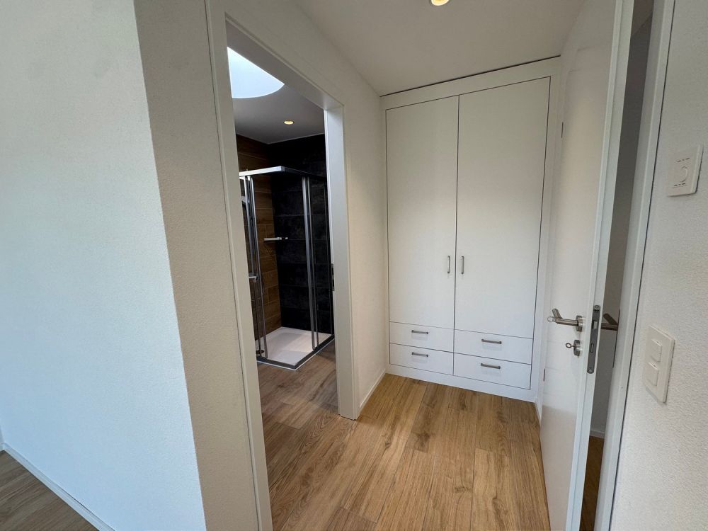 05596 - Appart. 3½ PCES - IMP. CHAMP-RIOND 8 - MATRAN - Bild 5