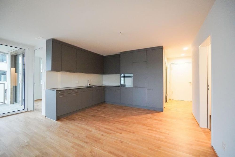 ERSTVERMIETUNG IN LIESTAL - jede Wohnung mit eigenem Waschturm - Kueche_2.jpg