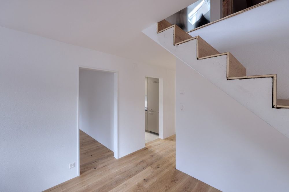 Zentral gelegen, komfortabel gelebt - stilvolle 4.5-Zimmer-Wohnung - Bild 6