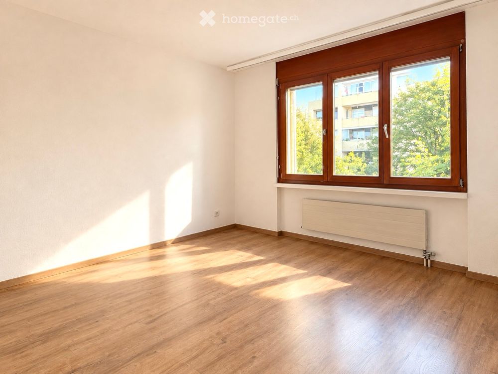 Erstbezug nach Totalsanierung  2.5-Zimmer-Wohnung - Bild 2
