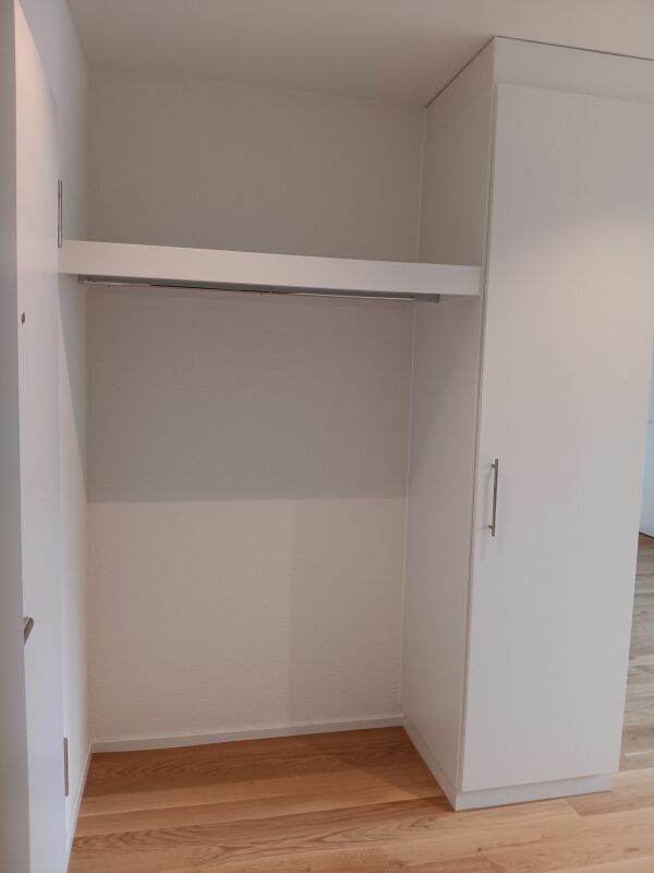 Gemütliche 2.5- Zi- Dachwohnung mit Galerie in der neuen Überbauung "Hübsche Mätteli" an ruhiger und zentraler Lage - Bild 10