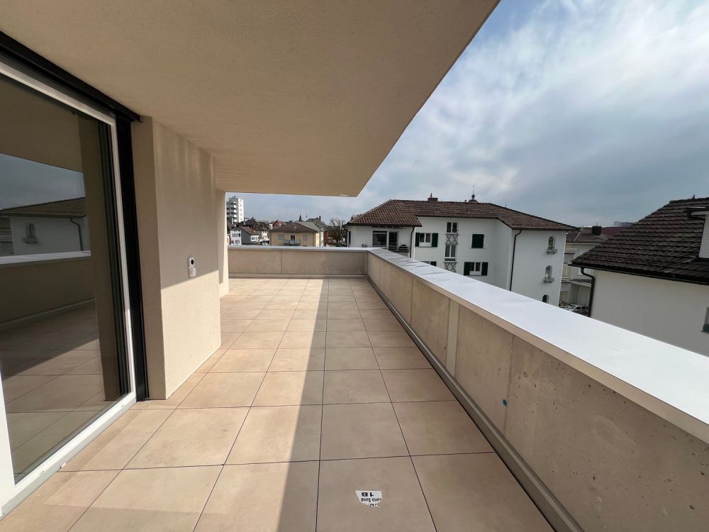 Moderne 2.5-Zimmer-Dachwohnung im Neubau – sofort verfügbar in Wil SG - Bild 2