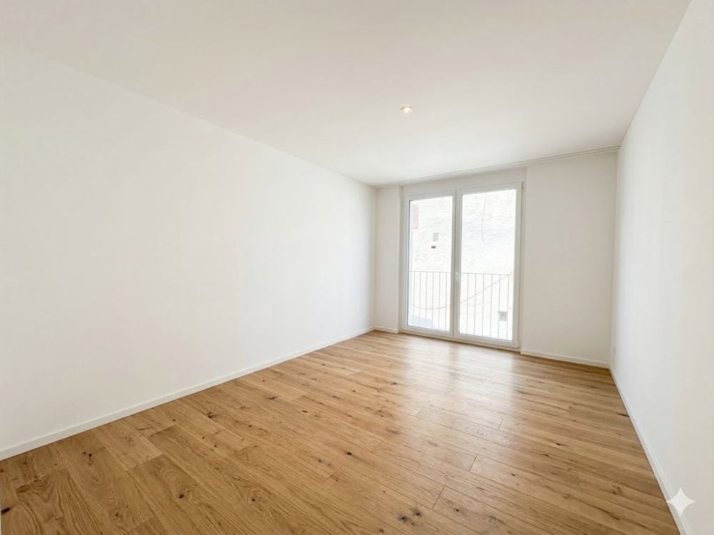 ERSTBEZUG - MODERNE UND LICHTDURCHFLUTETE 4.5 ZIMMERWOHNUNG - Bild 4