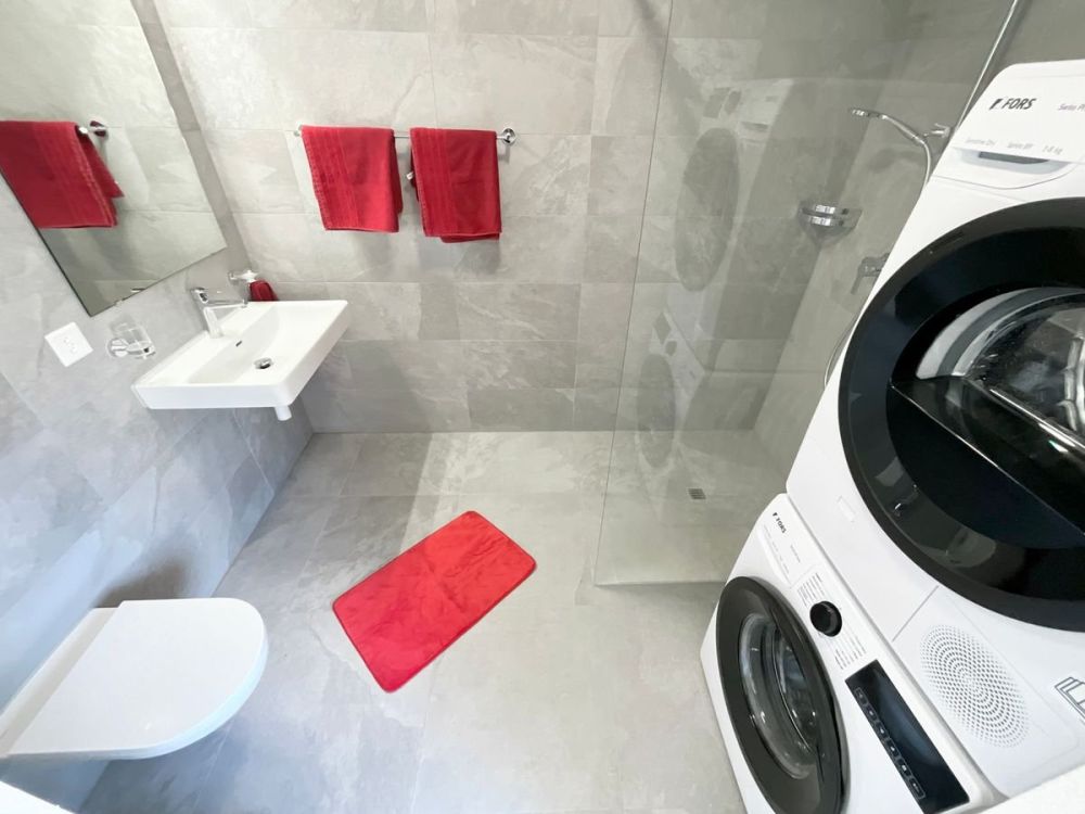 Appartements neufs de 3.5 pièces avec loggia - Immeuble moderne et écologique au coeur du village - Bild 12