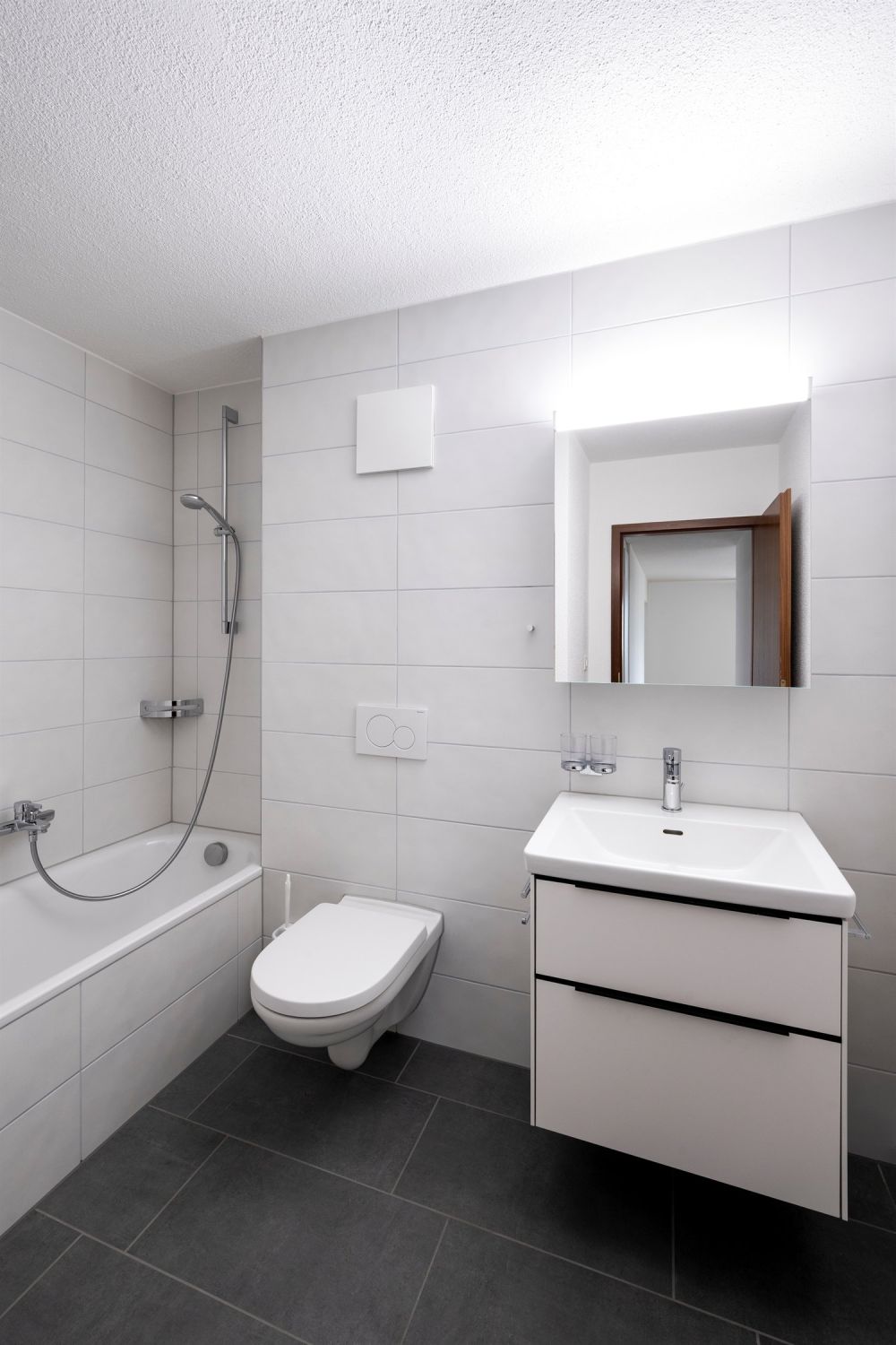 Ihr neues Zuhause in frisch sanierter Wohnung! - Bild 12