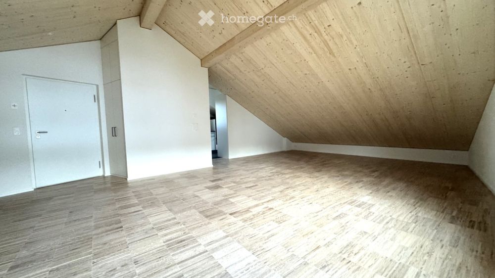 Moderne 3.5-Zimmer-Dachwohnung in Oberrieden mit Balkon und Garage - Bild 2