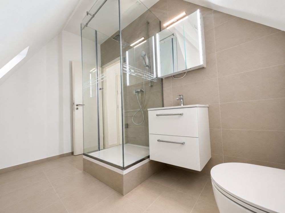 Charmante 2 Zimmer Wohnung im DG - Erstbezug nach Sanierung - Bild 4
