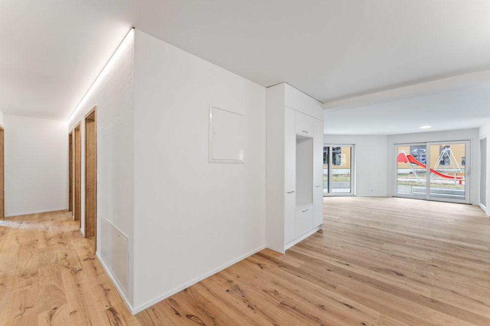 möbiliertes WG Zimmer in 5.5-Z-Gartenwohnung - Neubau - Bild 6