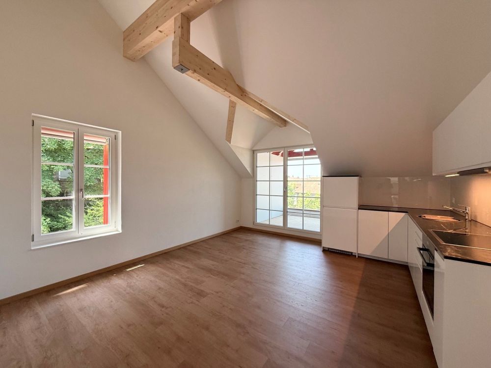 Kernsanierte 2-Zimmer-Dachgeschosswohnung - Bild 5