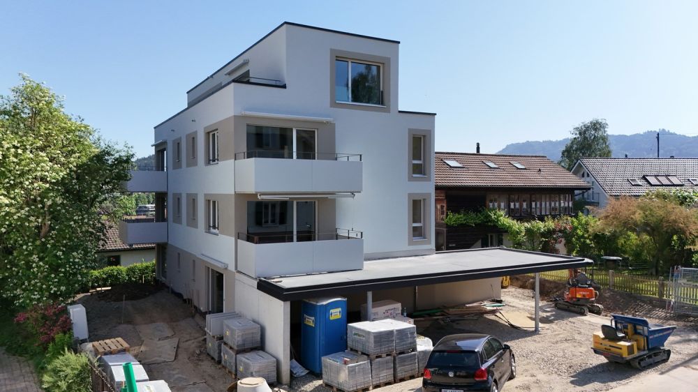 Top moderne 2.5-Zimmer-Attikawohnung in Ittigen zu vermieten! - Bild 1