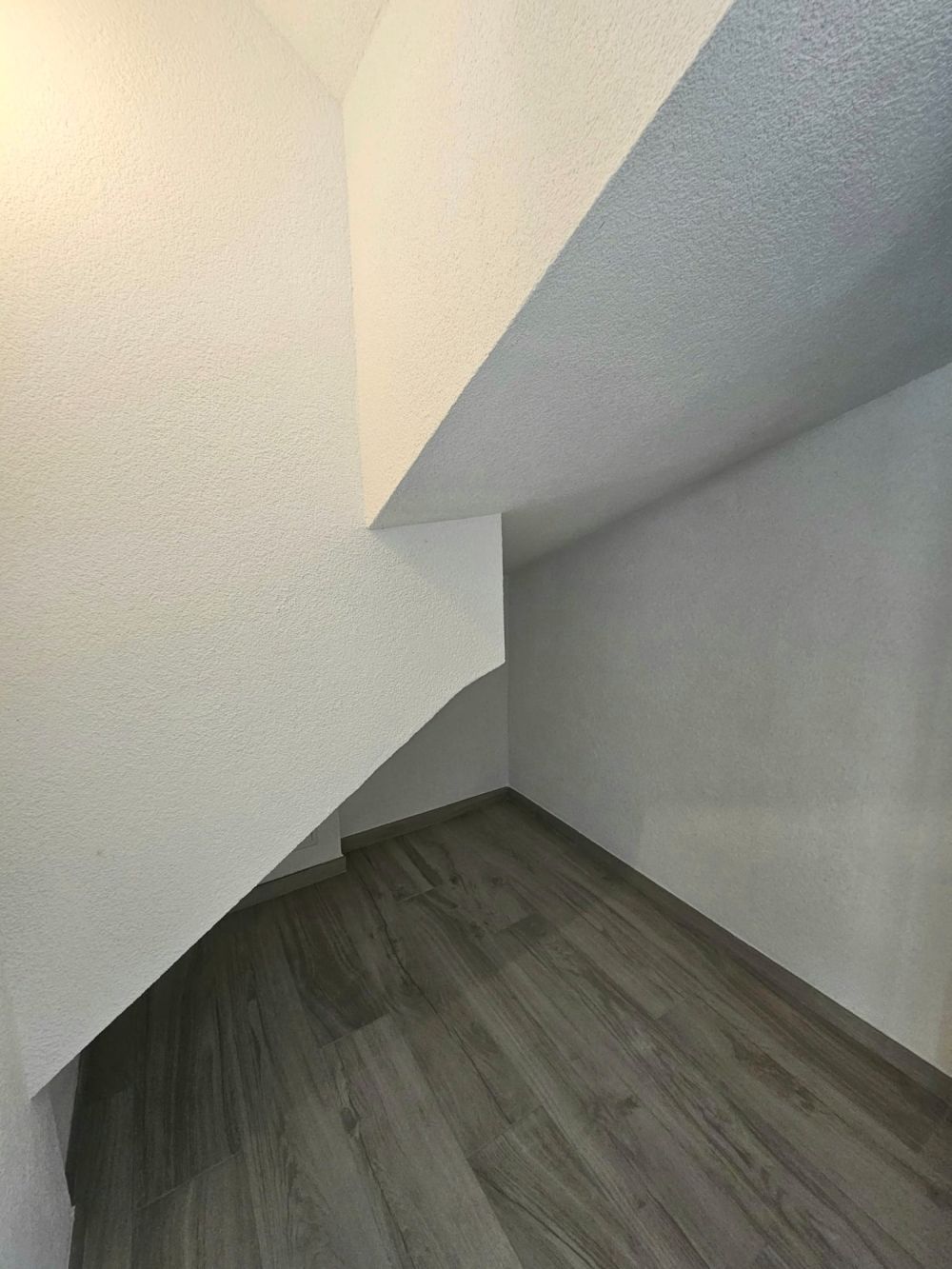 Appartement moderne de 2,5 pièces à Burtigny avec terrasse et jardin - Bild 9