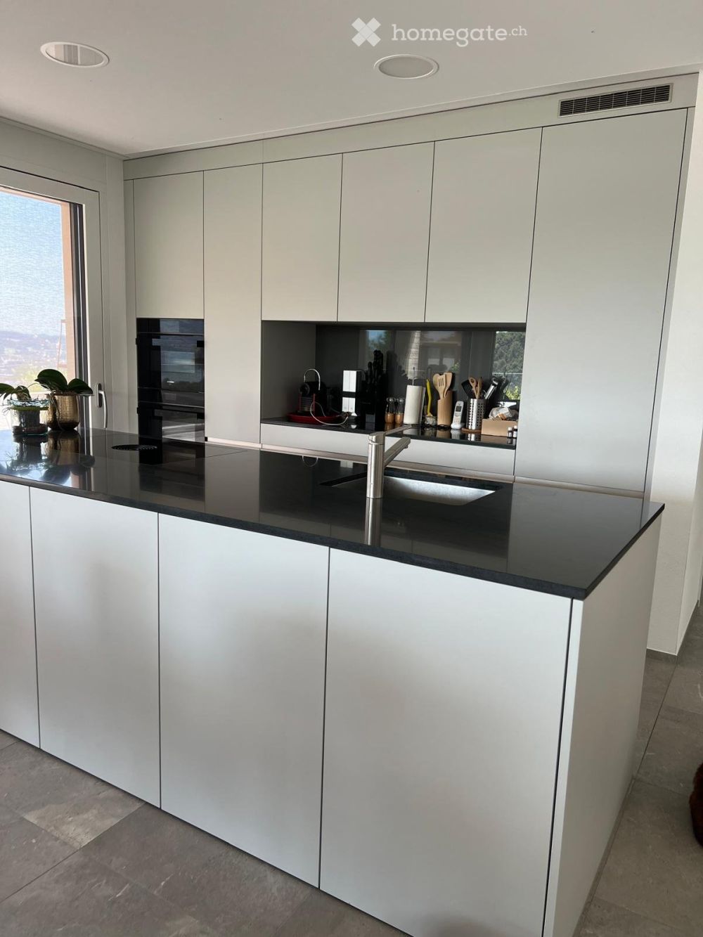 An traumhafter Lage mit Ausblick - 4.5-Zimmer-Terrassenwohnung in Schenkon - Bild 2