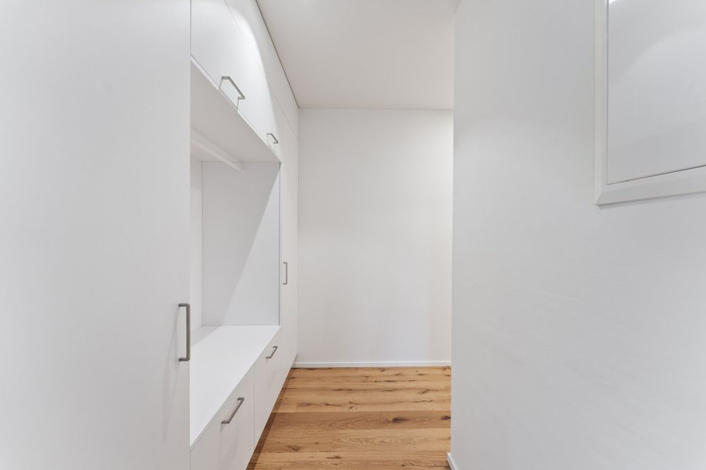 teilmöblilierte 5.5-Z-Wohnung mit 2Balkonen - Neubau - Bild 5