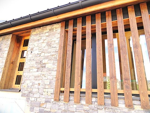 SUPERBE MAISON VILLAGEOISE NEUVE ÉCOLOGIQUE AVEC JARDIN - Bild 2
