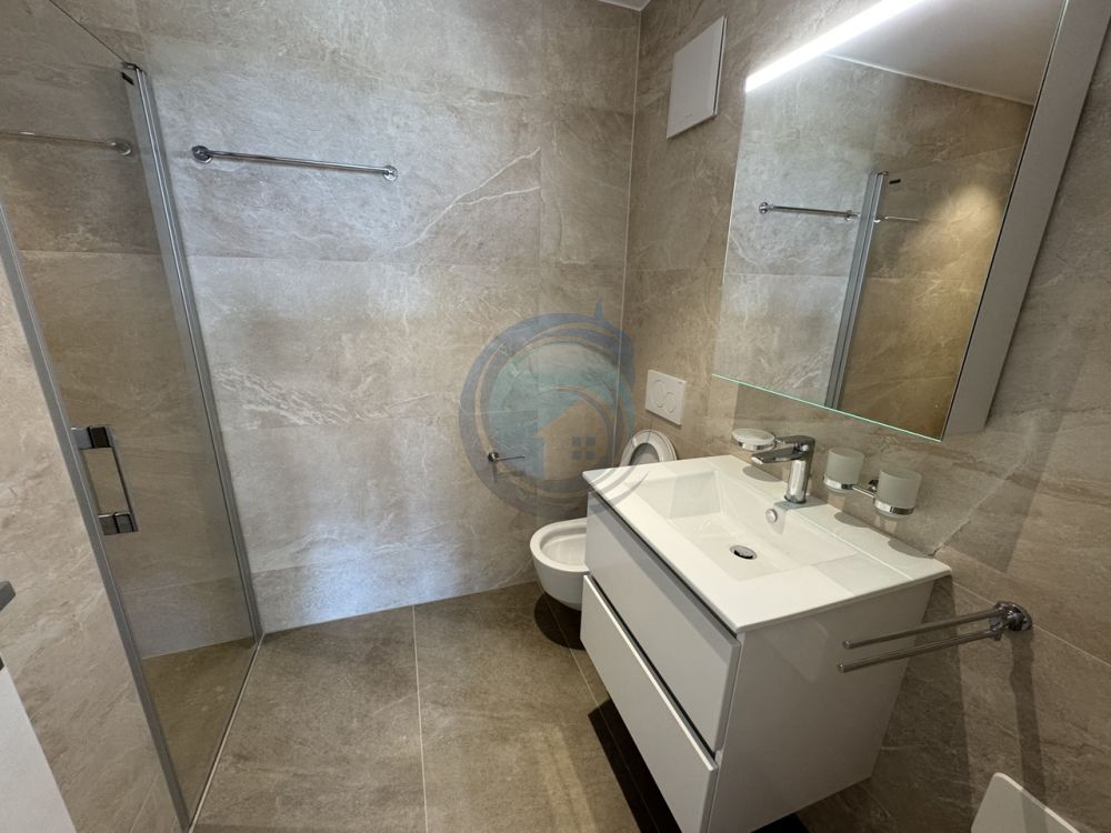 APPARTEMENT NEUF DE 4,5 PIÈCES AVEC VUE PANORAMIQUE SUR LE LAC - Bild 9