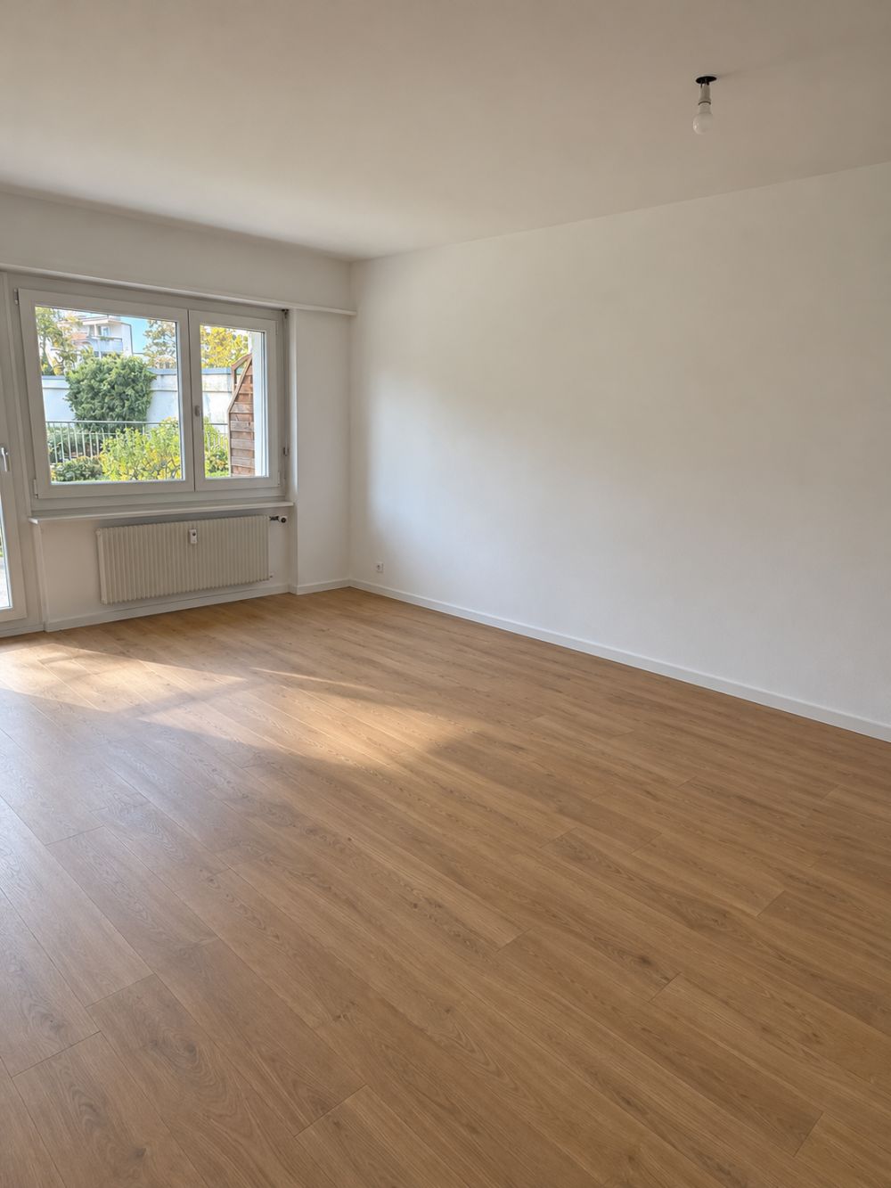 Erstvermietung nach Komplettsanierung: 2.5-Zimmerwohnung im beliebten Mühlefeldquartier - Bild 4