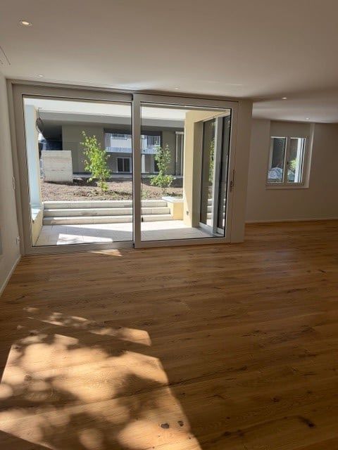 Erstvermietung einer modernen 3.5-Zimmer-Neubau-Wohnung im Erdgeschoss in Bassersdorf - Bild 3