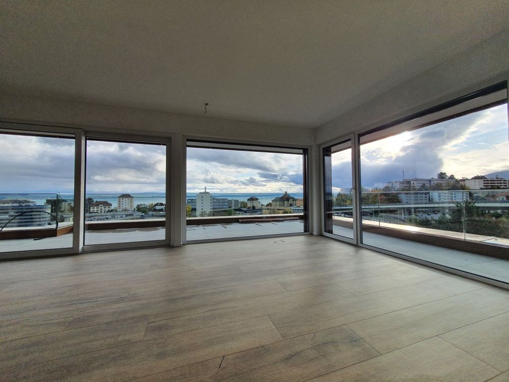 Splendide appartement en attique de 3,5 pièces avec balcon et vue sur le lac - Bild 3