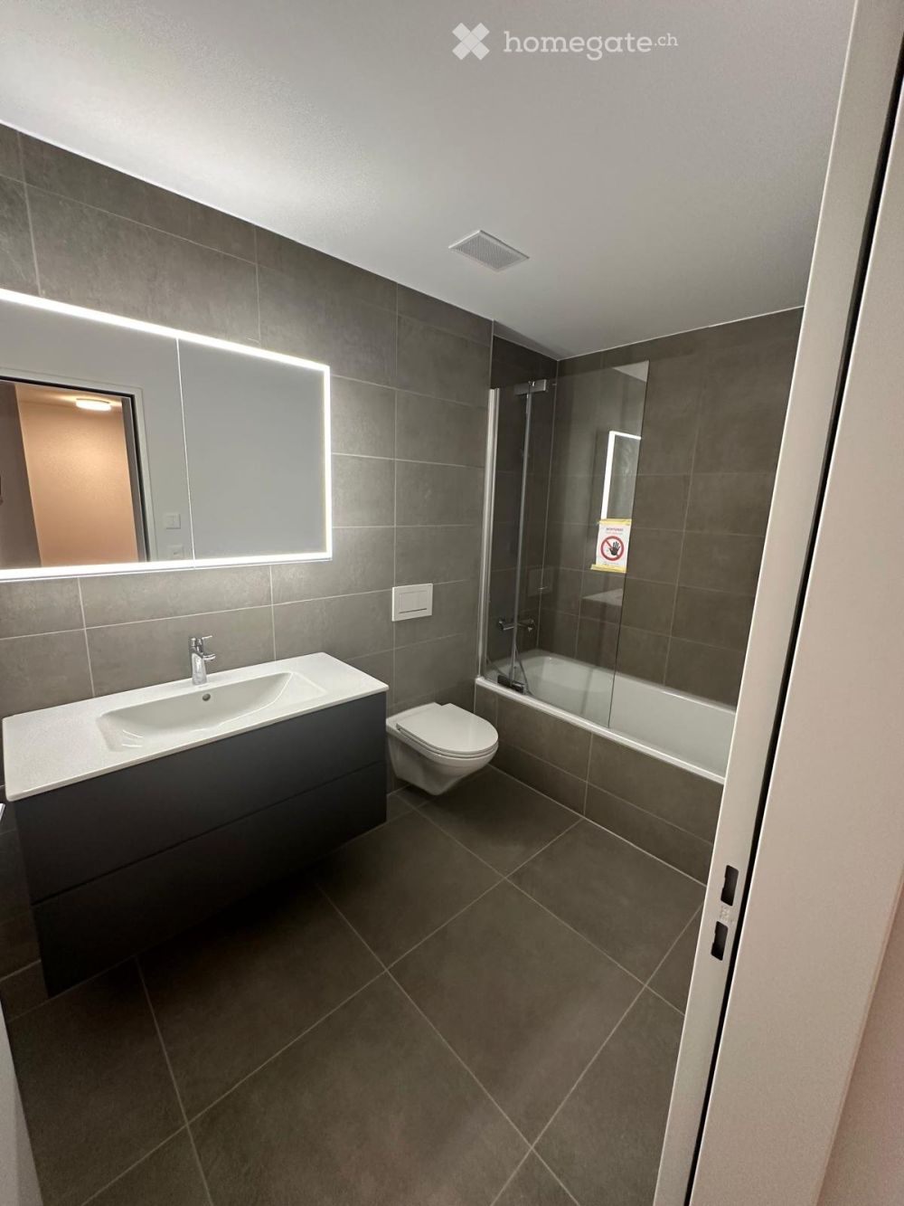 Exklusive 2.5-Zi.-Neubau-Maisonette mit 2 Terrassen & Garderobenzimmer in Zürich-Altstetten - Bild 3