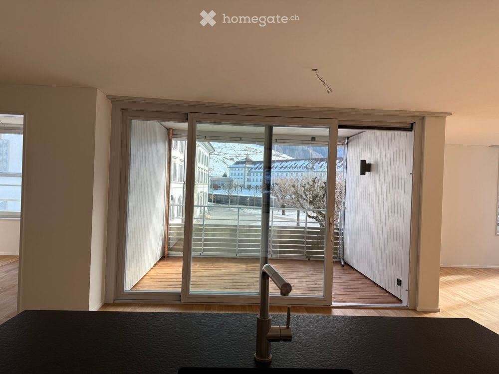 Moderne 3.5-Zimmer-Neubau-Wohnung im Herzen von Einsiedeln - Bild 4