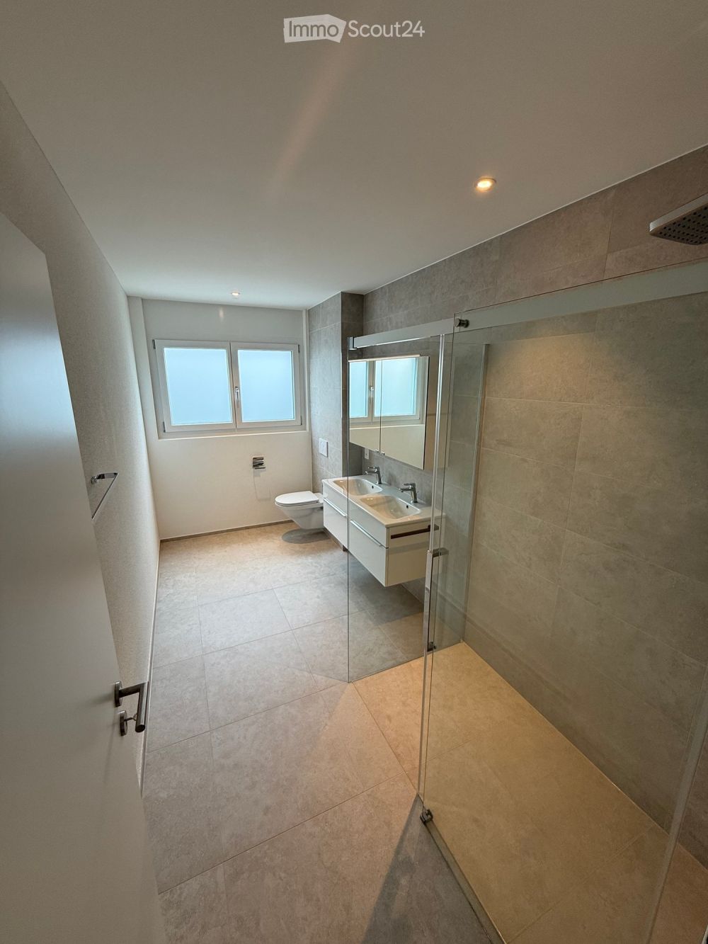 Neubau - Bezugsfertige 3.5-Zi-Wohnung in Mehrfamilienhaus - Bild 3