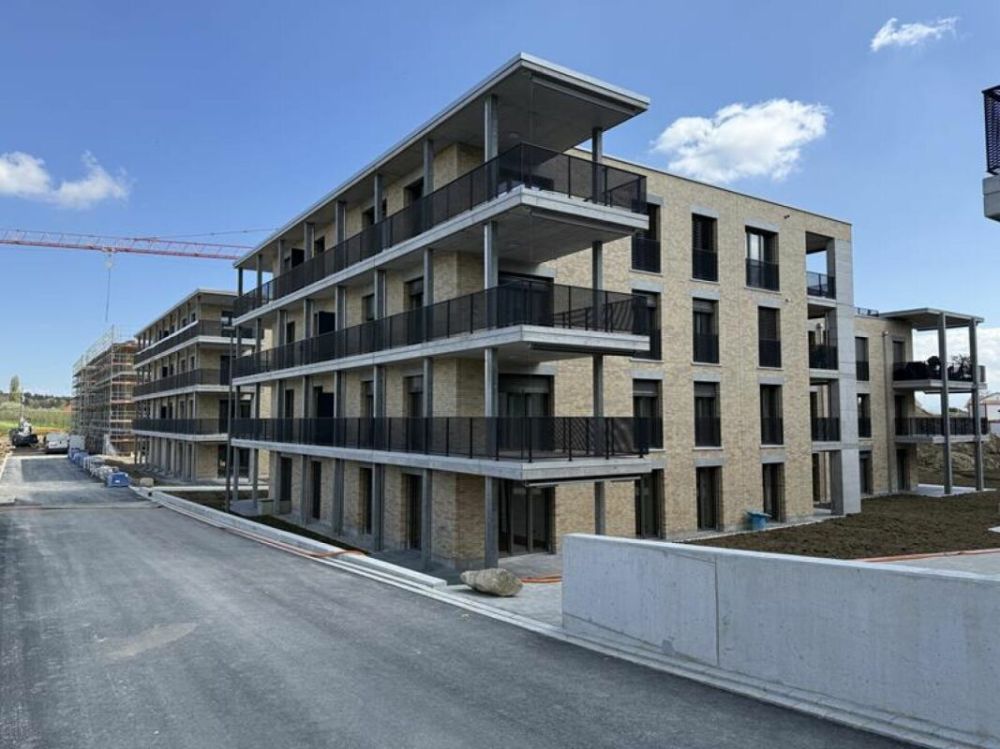 Ganz oben. Ganz frei. Ganz Zuhause - exklusive 3.5-Zi.-Attikawohnung in Berg - Bild 11