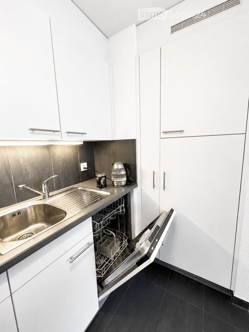 Moderne 2,5-Zimmer-Wohnung im Stadtzentrum von Lausanne - Bild 6