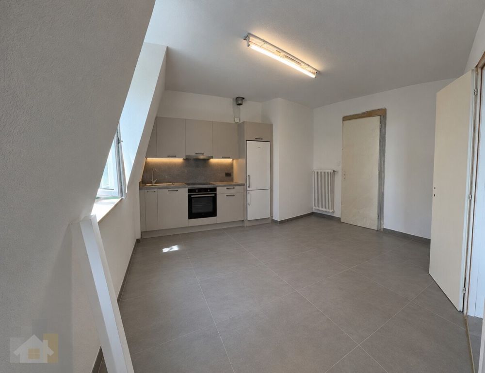 Frisch renovierte 4.5 Zimmer Wohnung nähe Bahnhof - Küche