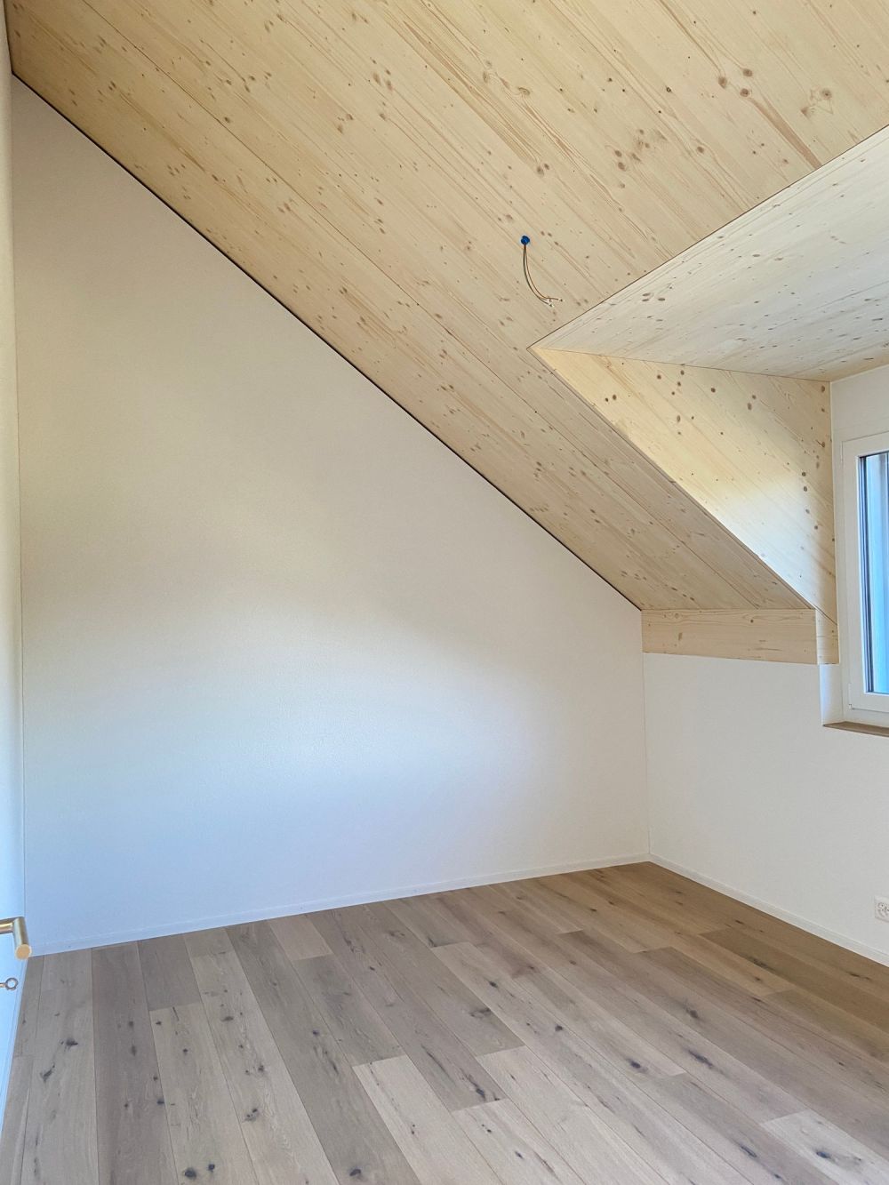 Neubau - Moderne 3.5-Zimmer-Dachwohnung in Näfels mit grosser Dachterrasse - Bild 8