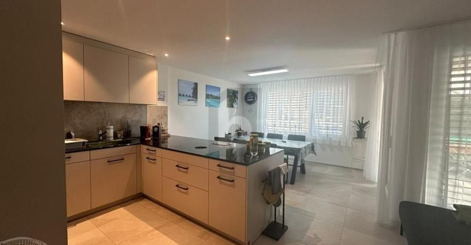 GROSSZÜGIG, MODERN UND FAMILIENFREUNDLICH - Appartement 5.5 pièces - image - 2
